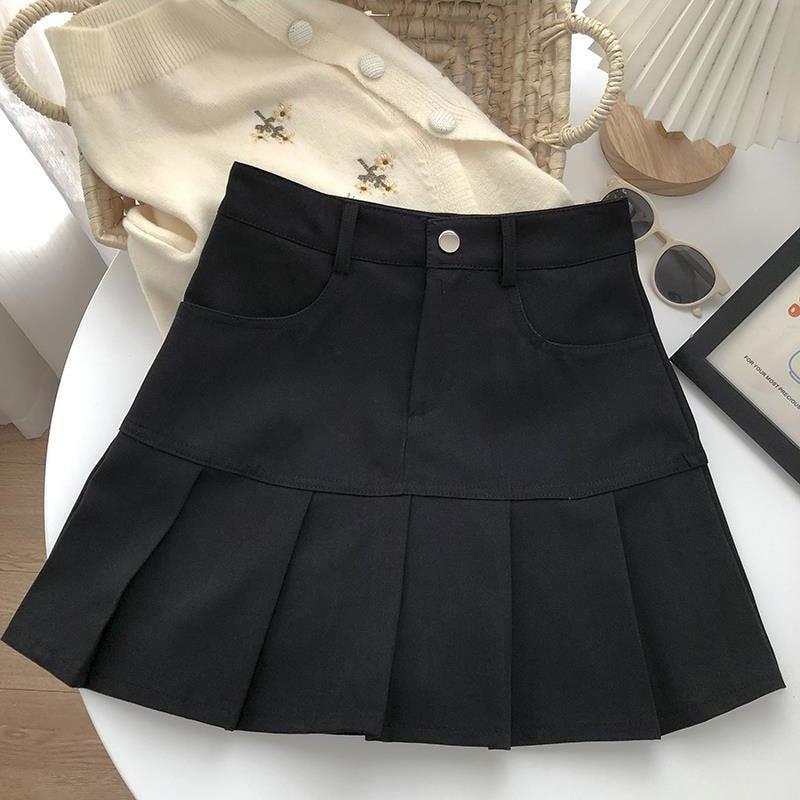 Pleated College Mini Skirt - Black / XS